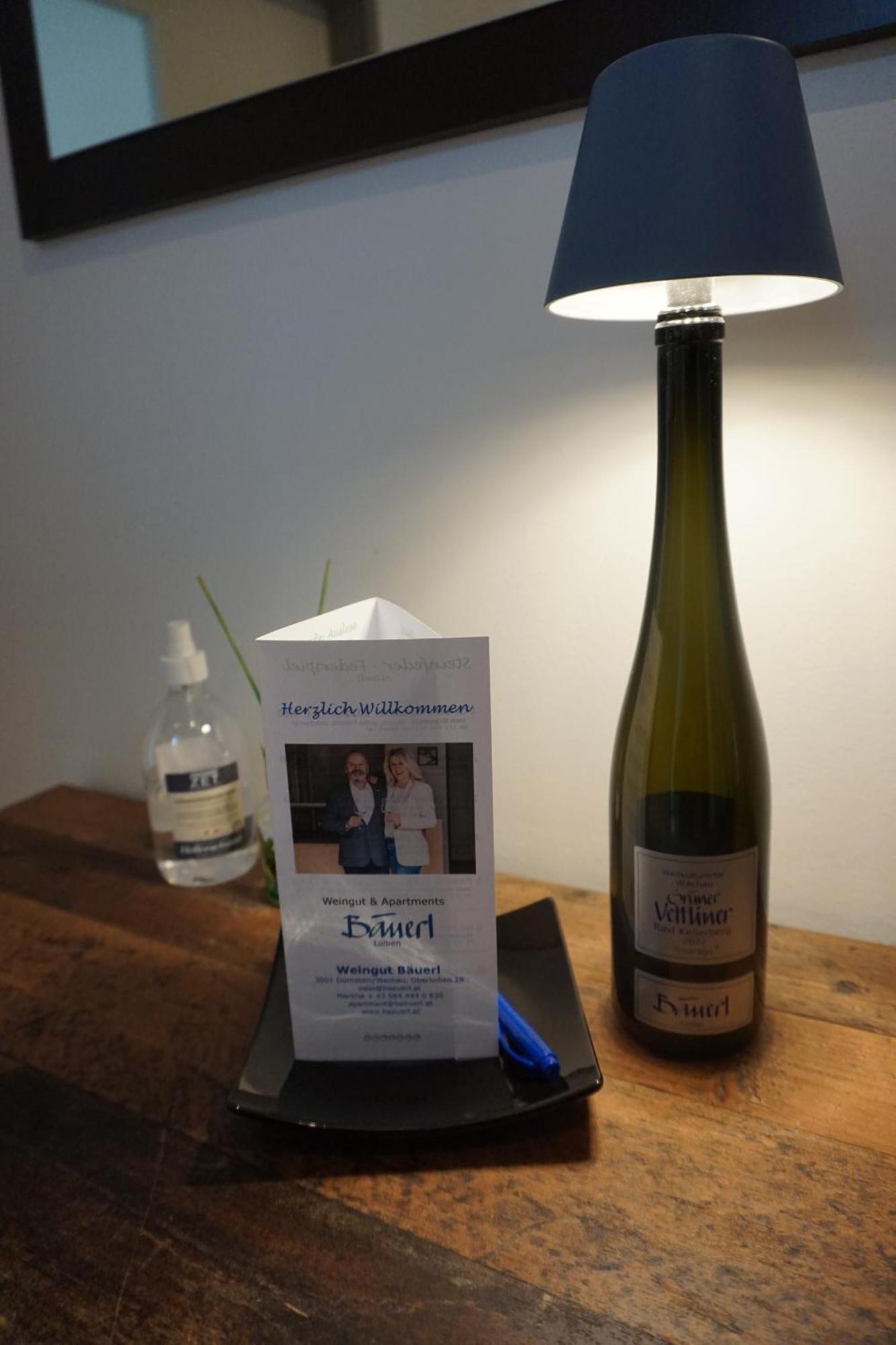 던스테인 Weingut Baeuerl 아파트 외부 사진